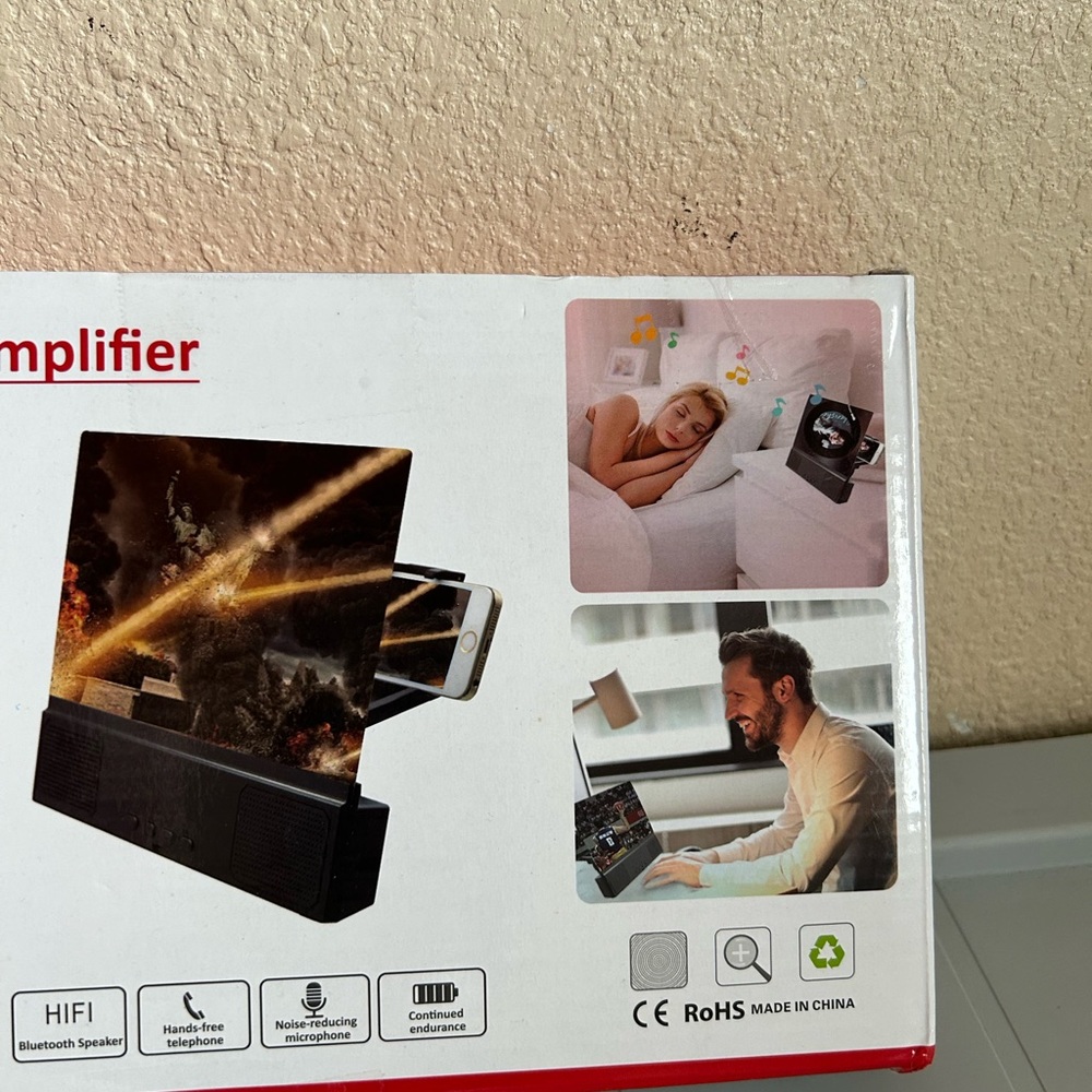 12” Mobile SCreen Amplifier ( Brand New )